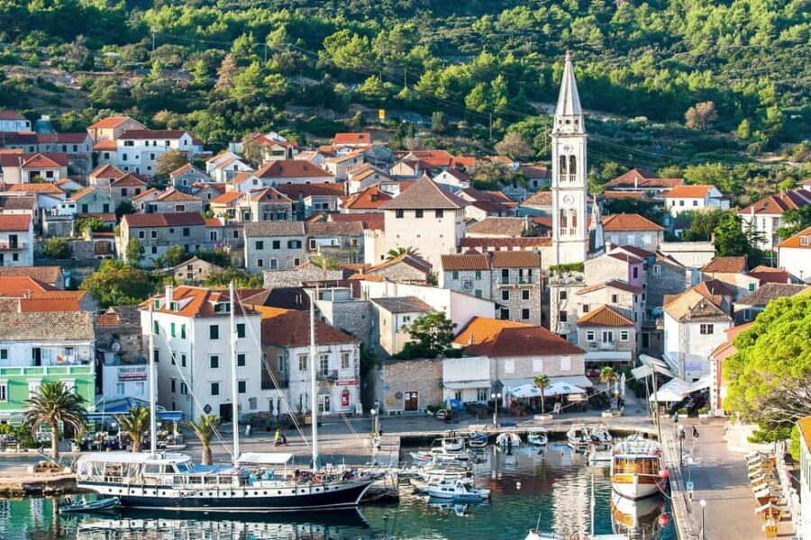 3 Islands Speedboat Tour: Golden Horn, Blue Lagoon & Jelsa - Value for $94: where the price makes sense and where it can sting