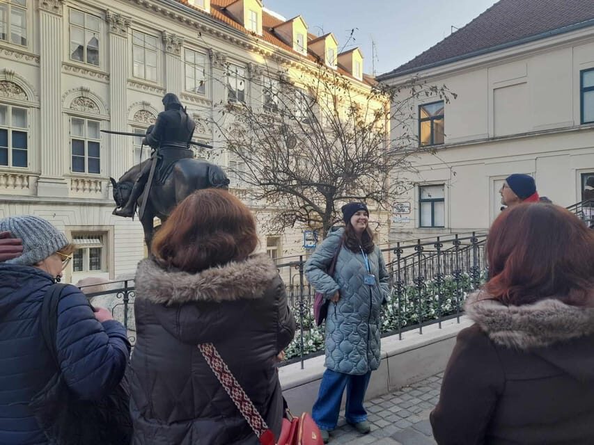 Discover Zagreb Tour - Cathedral Stop: Getting the Feel of Zagreb’s Center