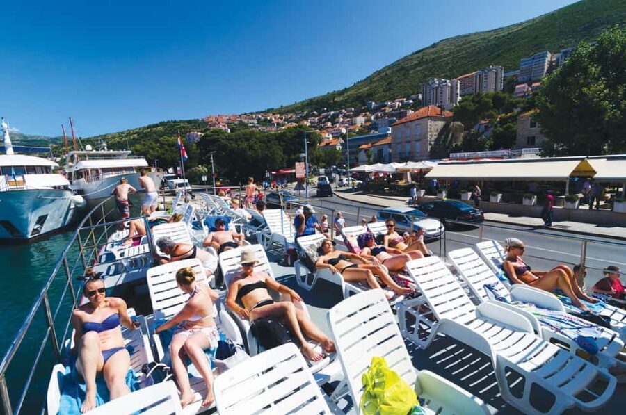 Dubrovnik: 3 Islands Fun Boat Trip with Drinks (FR, ES, EN) - Getting on the TRITON: meeting point, timing, and what’s onboard