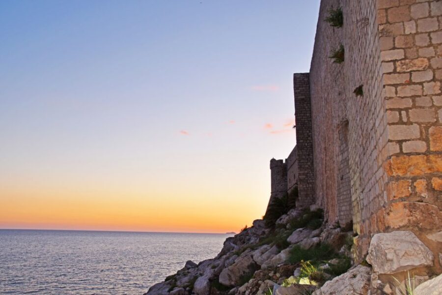 Dubrovnik By Night Walking Tour - Luza Square and Orlando’s Column: Civic Power in Stone