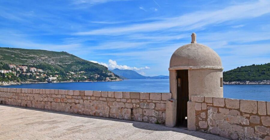 Dubrovnik: City Walls Early Morning or Sunset Walking Tour - Why a Guided Wall Walk Beats a Solo Wander