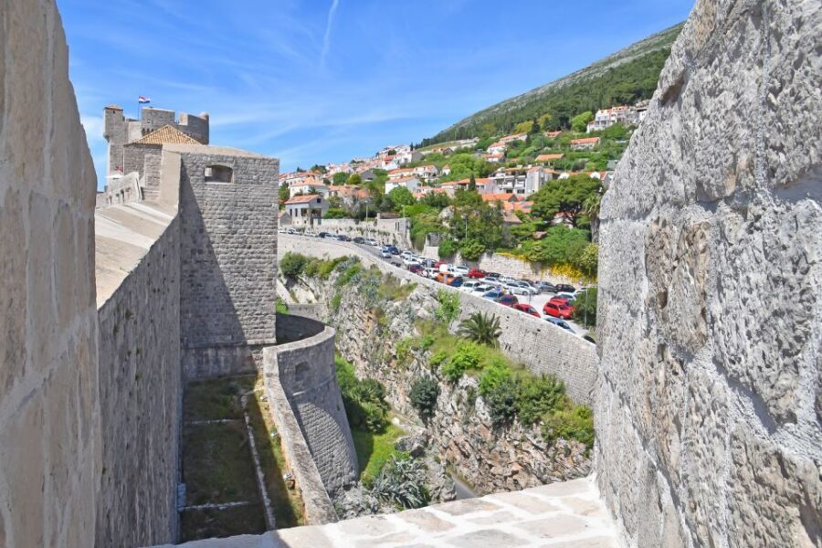 Dubrovnik: City Walls Early Morning or Sunset Walking Tour - Meeting at Amerling Fountain: Start Just Outside the Old Town
