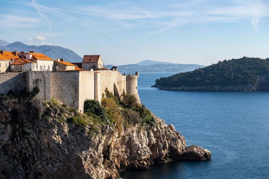 Dubrovnik: City Walls, Old Town Walking Tour & Adriatic View - Harbor stroll and the Walls: how to get real value from City Walls time