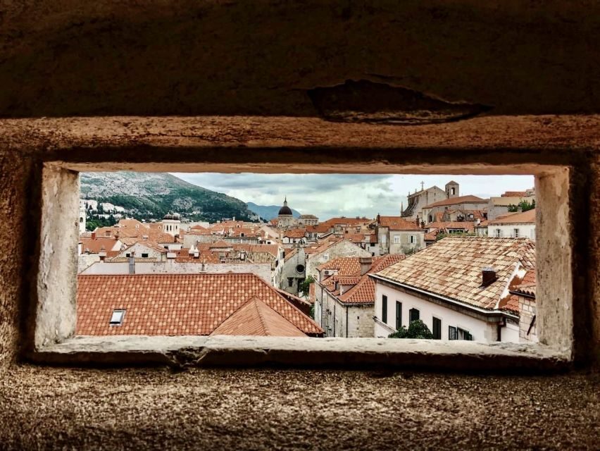 Dubrovnik: City Walls Tour for Early Birds & Sunset Chaser - What to bring so the walk feels easy, not annoying