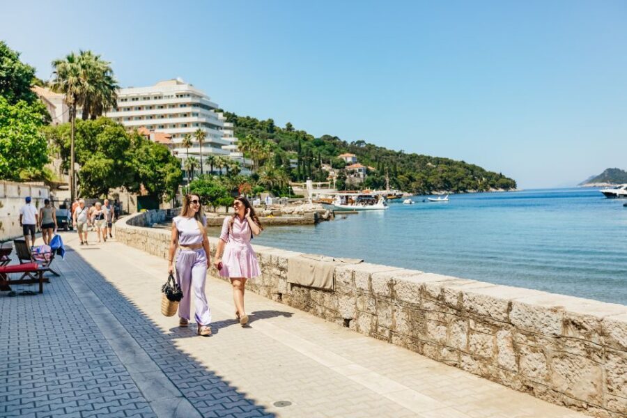 Dubrovnik: Elaphite Island Cruise w/ Drinks & Optional Lunch - Lunch, Wine, and Olive Oil: What You’re Actually Eating