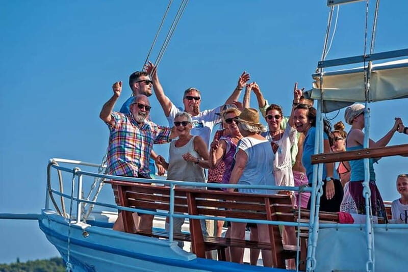 Dubrovnik: Elaphite Islands Cruise with Drinks/Lunch Options - Lopud: the longest stop with wine, food, and beach time