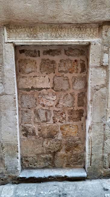 Dubrovnik: Game of Thrones and History Small Group Tour - Stradun and the Main-Street Storyline: Walk Like You Mean It