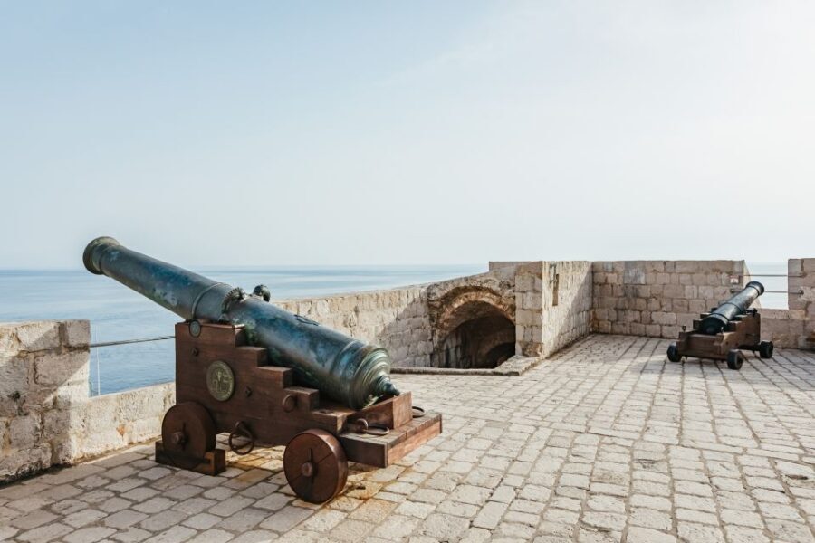 Dubrovnik: Game of Thrones Walking Tour - Fort of St. Lawrence (Red Keep): the “wow” stop with a real ticket price