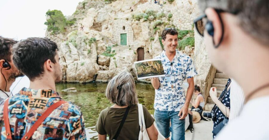 Dubrovnik: Game of Thrones Walking Tour - The Iron Throne replica photo stop: small detail, big payoff