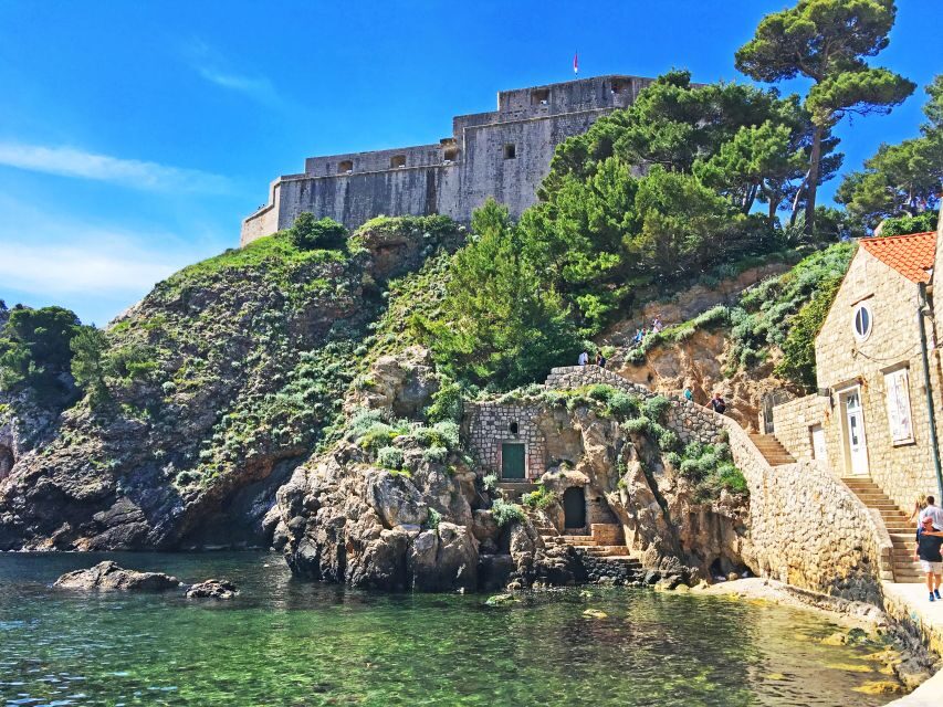 Dubrovnik: Legendary Game of Thrones Walking Tour - How the Guide Uses Screenshots to Make the Scenes Click
