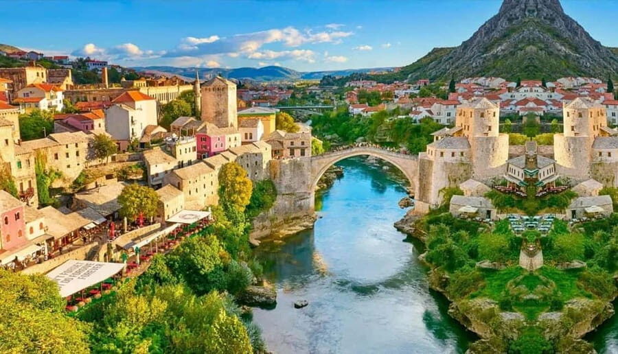 Dubrovnik: Mostar & Kravica Waterfalls Day Trip - Walking the Old Bridge Area: Easy First, Then Explore