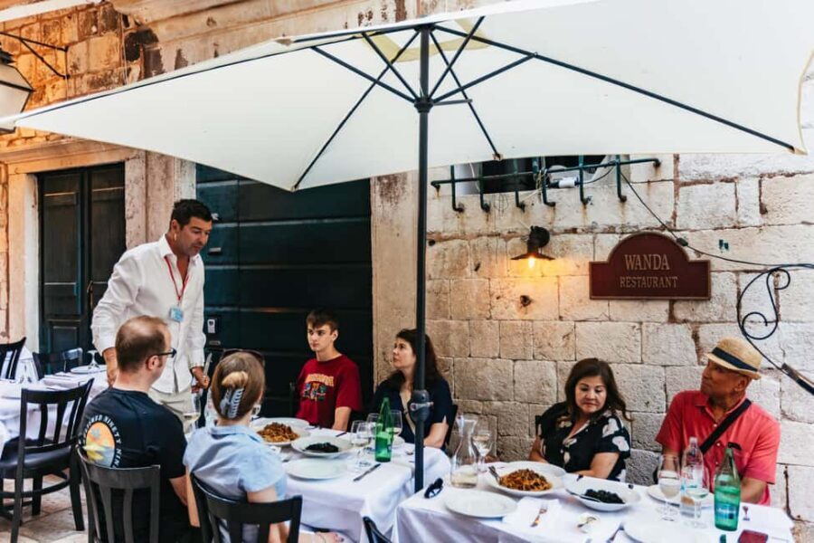 Dubrovnik: Old Town Food Tour - Meeting at the Clocktower: easy start, clear orientation