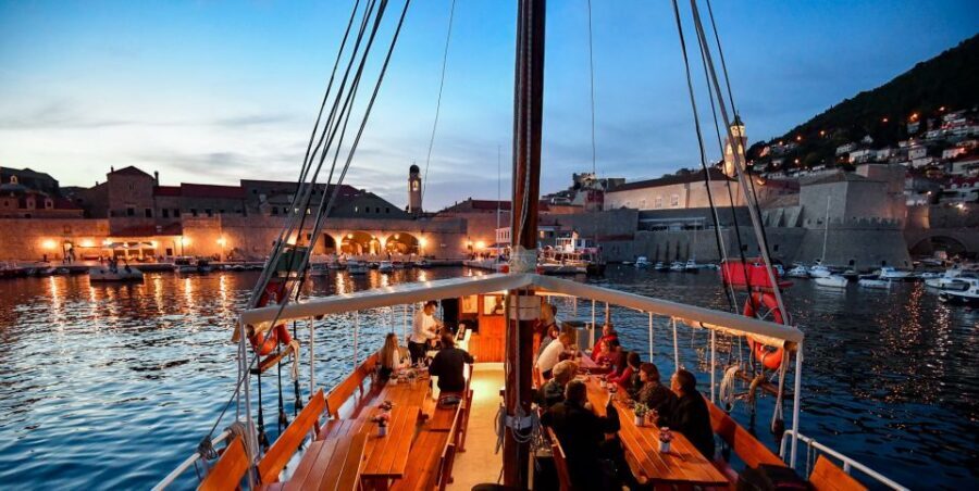 Dubrovnik: Panoramic Sunset Cocktail Cruise Around Old Town - What makes the sunset here feel special on a boat