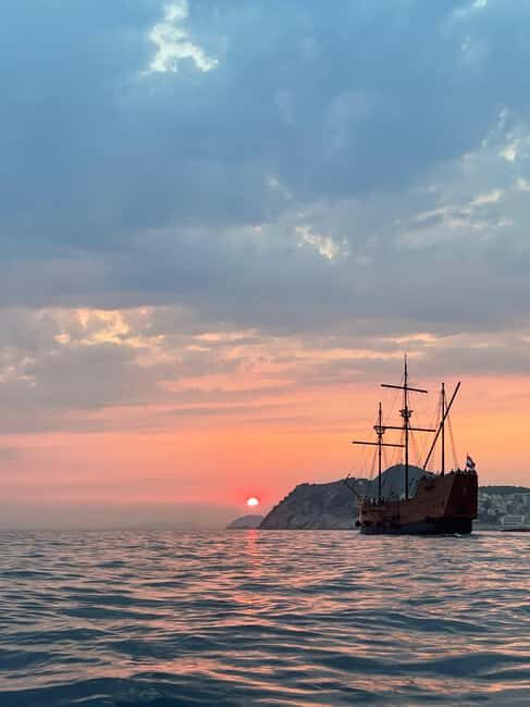 Dubrovnik: Sea Kayaking&Snorkelling Guided Day/Sunset Tours - Dubrovnik from the water: why this route feels different