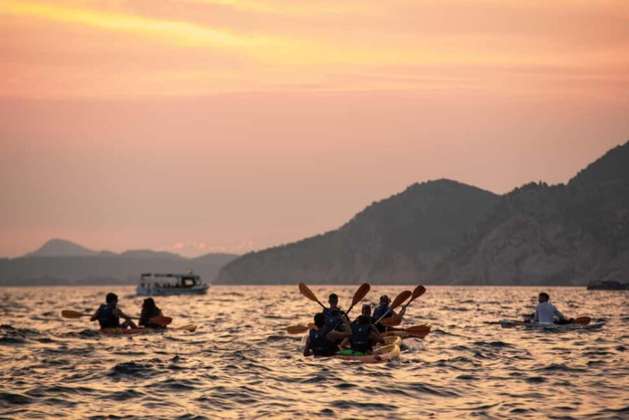 Dubrovnik: Sunset Kayaking and Snorkeling Tour - Betina Cave snorkeling: clear water, strict rules, and a short window