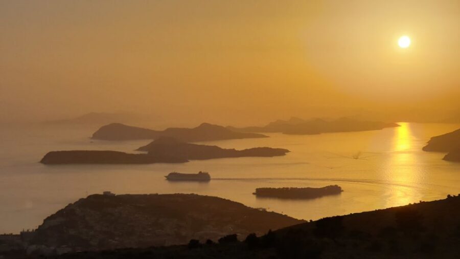 Dubrovnik: Sunset Panorama Tour with Glass of Wine - Mount Srd is the reason you booked: 360-degree views and the sunset payoff