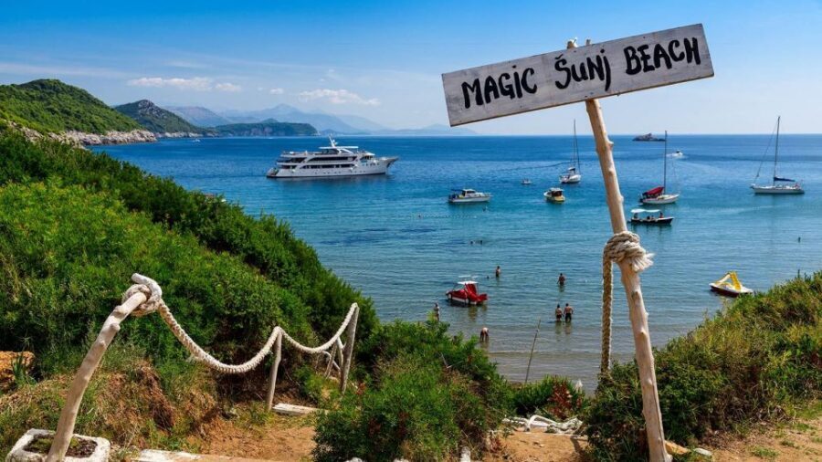 Elaphite Islands Cruise and Blue Cave Snorkeling Boat Tour - Key moments worth centering your day on