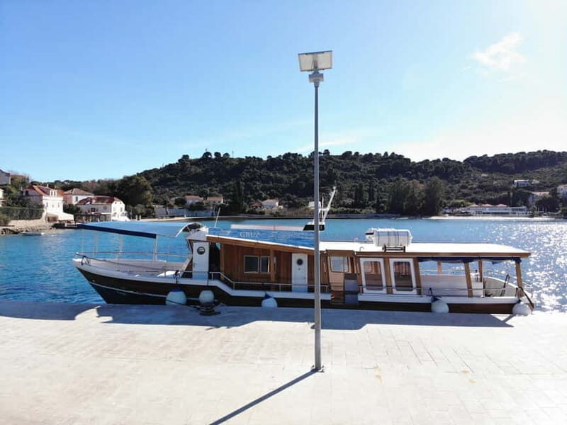 From Dubrovnik: Hop-On-Hop-Off Elaphiti Islands Boat Tour - Where the Europa Line boats meet at Port of Gruž