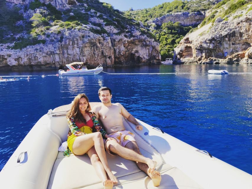 From Hvar: Blue Cave and 5 Islands Boat Tour - Green Cave: the light show cave (and why algae matters)