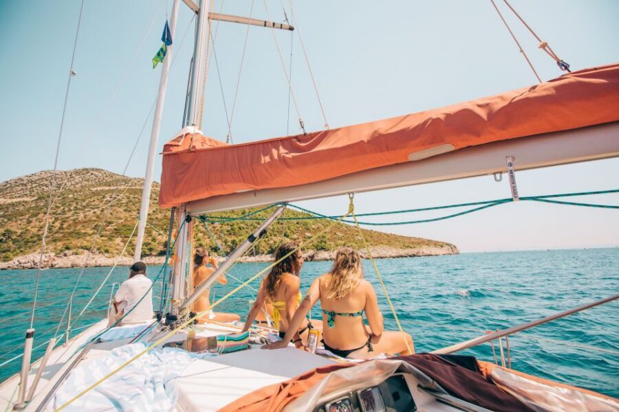 From Hvar: Boat Tour to Pakleni Islands on a Comfort Yacht - Who This Yacht Tour Works Best For