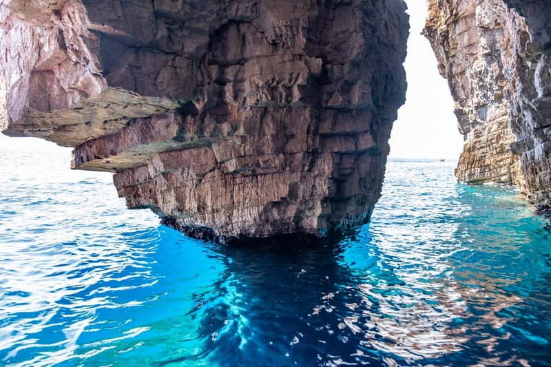 From Milna, Supetar, Postira: Magical Blue Cave and Hvar - Getting on board in Milna and heading straight for Biševo
