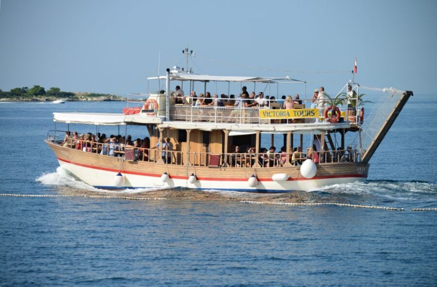 From Poreč: Lim Fjord, Rovinj, and Vrsar Boat Trip - Rovinj old town: the 2-hour wander that people remember