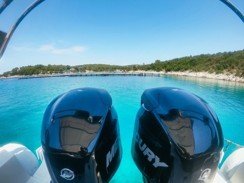 From Split: Blue Cave, Mamma Mia, Vis & Hvar 5-Island Tour - Photo-stop moments: Raketna baza Stupišće and limestone caves