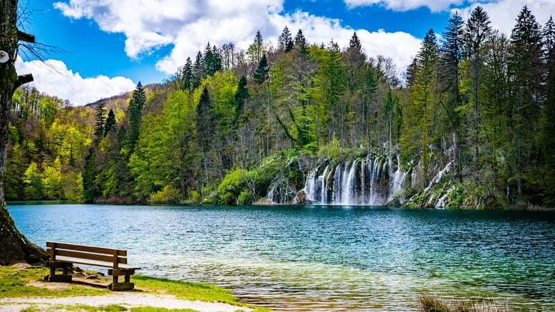 From Split: Plitvice Lakes Guided tour - Plitvice Lakes in a long day from Split or Trogir