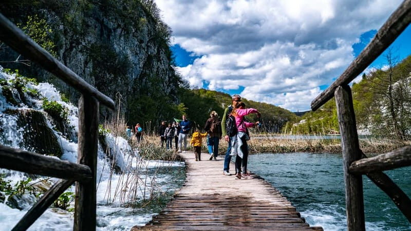 From Split: Plitvice Lakes Guided tour - Veliki Slap and the park’s waterfall rhythm