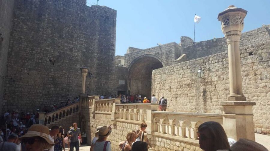 From Split/Trogir: Dubrovnik Guided Tour with a Stop in Ston - Price and logistics: is $88 good value for Dubrovnik?