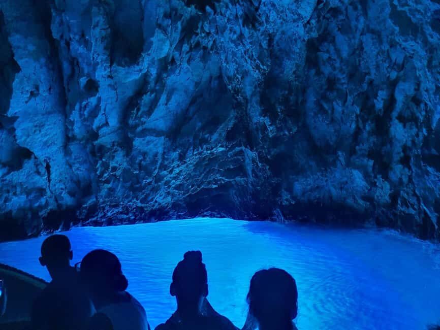 From Vis: Speedboat tour - Vis, Biševo & Blue Cave (shared) - Parja Bay first: a quick stop that sets the mood