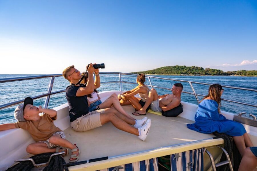 From Vrsar: Lim Bay, Pirate Cave and Rovinj Visit - The Pirate Cave stop in Lim Bay: swim time with a legend behind it