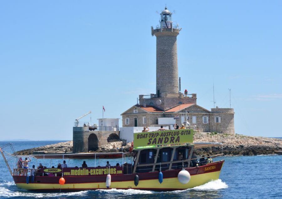 Full-Day Boat Trip, Cave Swim, lunch & Drinks - Medulin/Ceja - Otočić Porer and the Austro-Hungarian lighthouse: a quick history lesson without the lecture