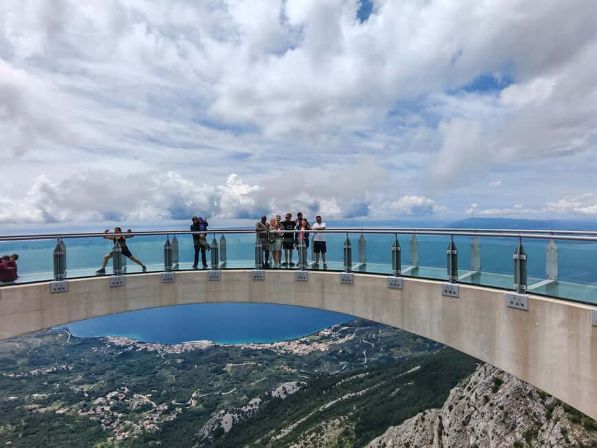 Makarska: Baggy Skywalk & Biokovo Viewpoint Tour - Entering Skywalk Biokovo: tickets handled, time to look, and chilly weather reality