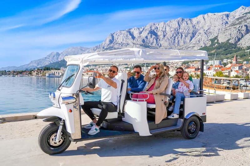 Makarska: Skywalk Tuk-Tuk Tour with Skip-the-Line Ticket - Pickup, snacks, and the fun rhythm of the climb