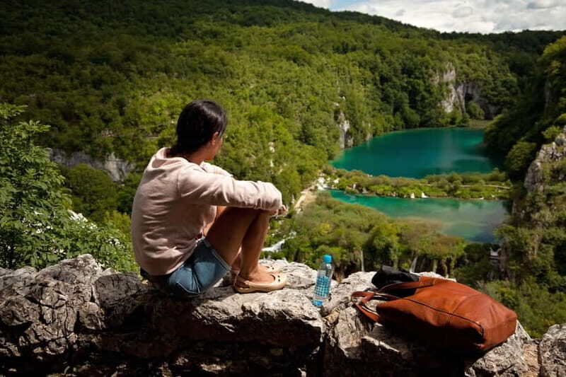 Plitvice Lakes: Guided Walking Tour with Bus and Boat Ride - Panoramic Train and the Shuttle Bus: Where the Transport Fits