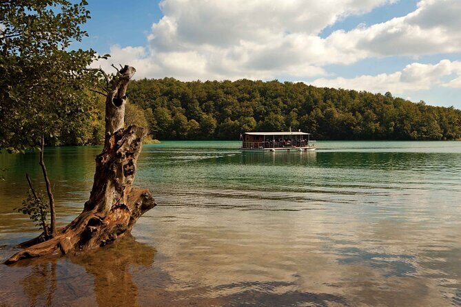Plitvice Lakes Private Guided Walking Tour - Price and value: $131.54 per group that can feel fair or not
