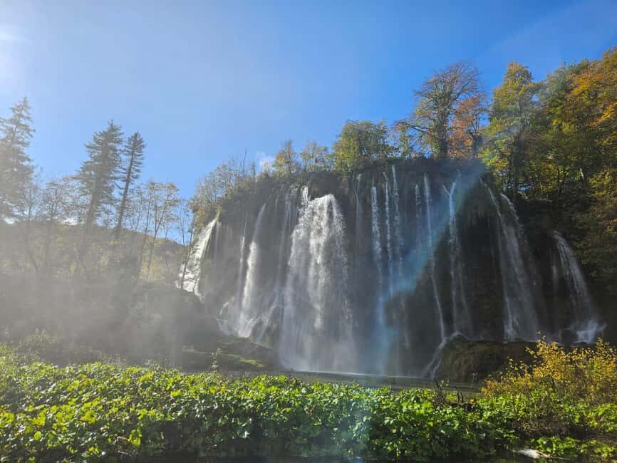 Plitvice: Plitvice Lakes Guided Tour with Boat Ride - Plitvice Lakes National Park in a 5-hour rhythm