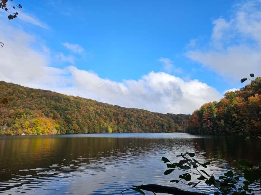 Plitvice: Plitvice Lakes Guided Tour with Boat Ride - Timing, weather, and the walking reality