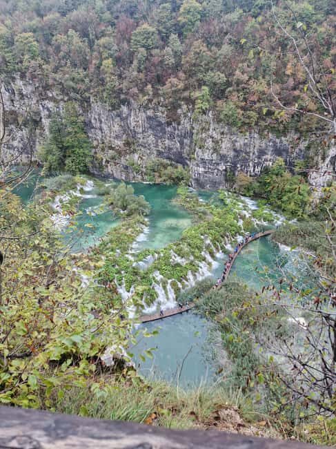 Plitvice: Plitvice Lakes Guided Tour with Boat Ride - Lower Lakes vs Upper Lakes: choosing the day that fits you