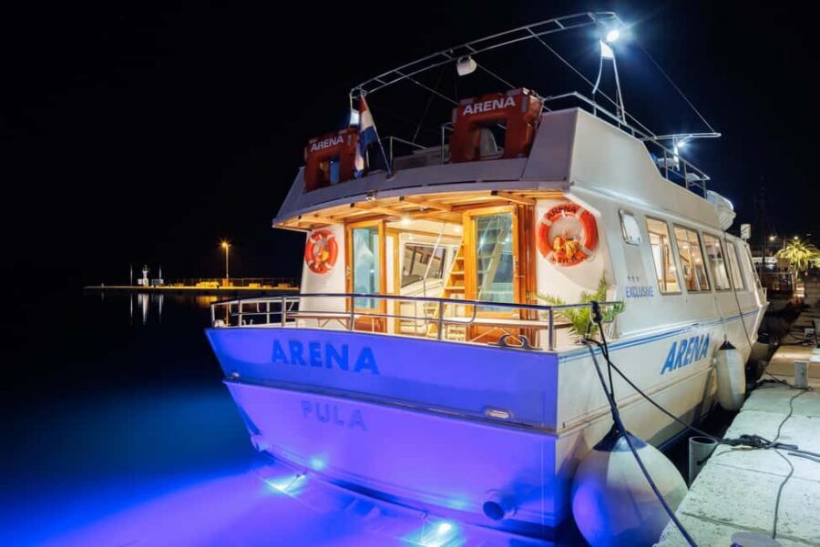 Pula: Brijuni Dolphins Sunset Cruise with Dinner and Drinks - Pula to Brijuni at golden hour: why 3 hours works