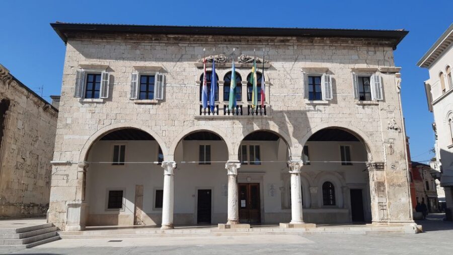 Pula: Historic Sites Guided Walking Tour - Cathedral to City Hall: Understanding the Roman Forum Area