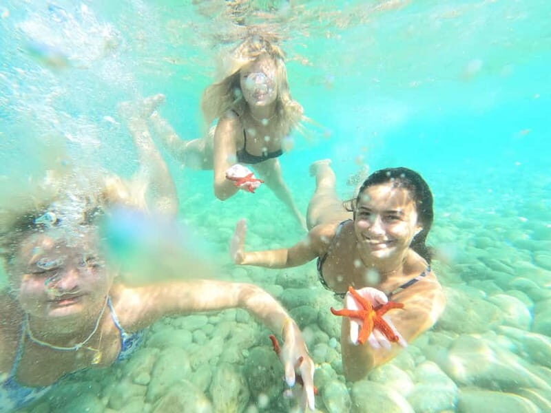 Pula: Kayak Tour, Cliff Jumping, Snorkeling & GoPro Pictures - Starting at Big Mama Beach Bar: Gear, Briefing, and First Paddle