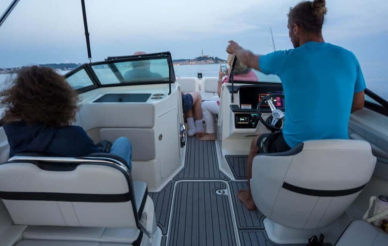 Rovinj: Dolphin Watching Sunset Speedboat Tour with Drinks - A small speedboat in Rovinj that feels more thoughtful than flashy