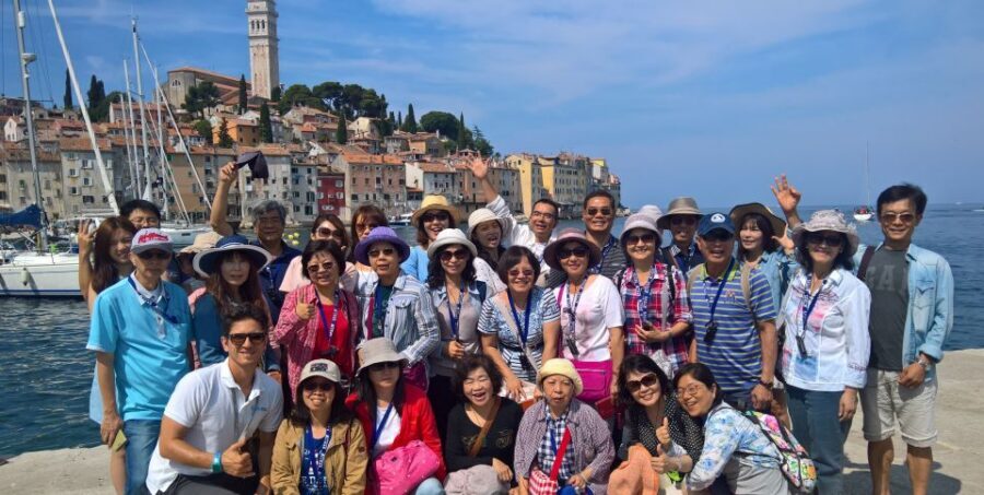 Rovinj: Guided Walking Tour - Carera Street: trade wealth you can almost smell