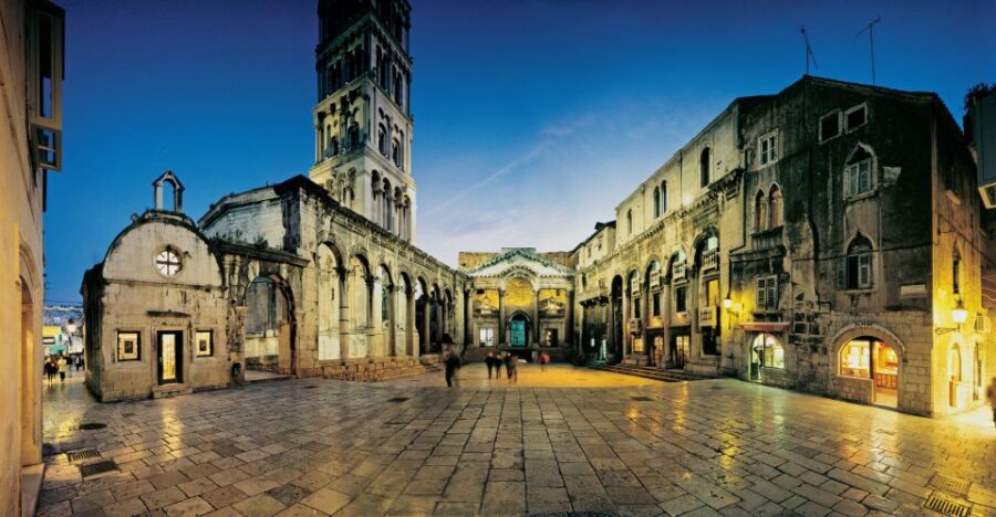 Split: 1.5-Hour Walking Tour and Diocletian's Palace - Entering Diocletian’s Palace through the palace gates