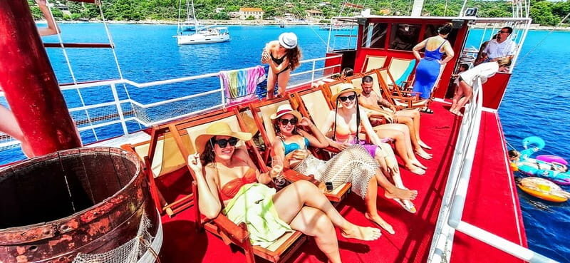 Split: 3 Island & Blue Lagoon Cruise with Lunch & Drinks - Sveta Fumija: the third swim stop that keeps the energy up