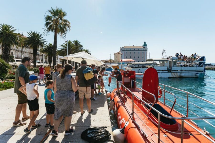 Split: 45-minute Semi-Submarine Trip - Watching wildlife: what the underwater windows are really for