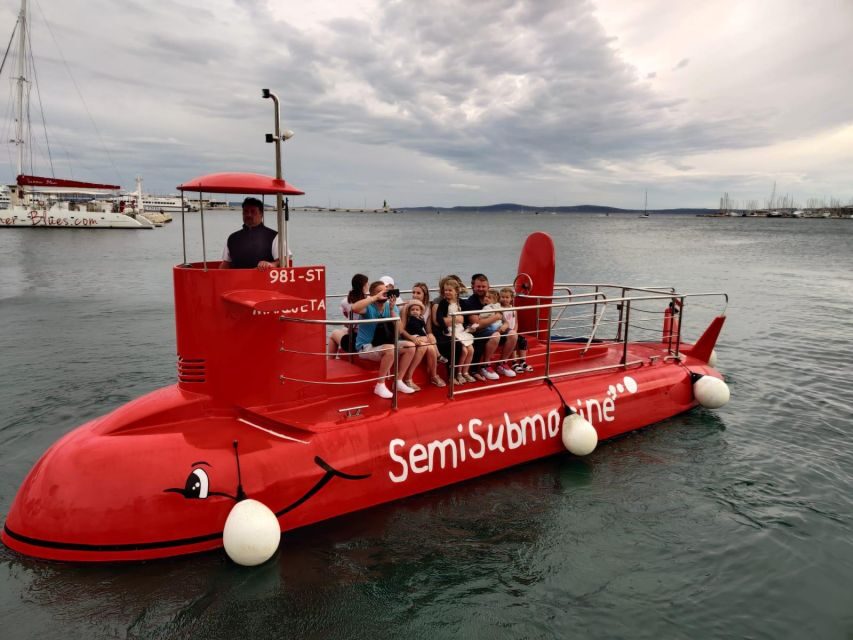 Split: 45-minute Semi-Submarine Trip - How the semi-submarine works: above deck + a window to the sea