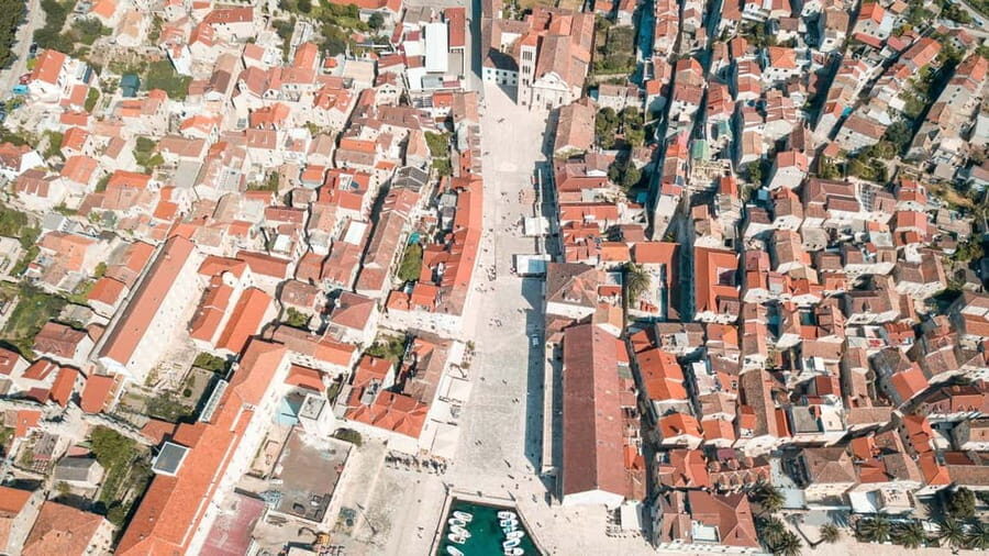 Split: 5 Islands Full-Day Tour to Blue Cave, Vis & Hvar - Hvar Island: the walkable old town portion that matters